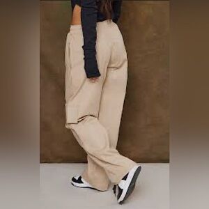 PRETTY LITTLE THING- khaki pants NWT